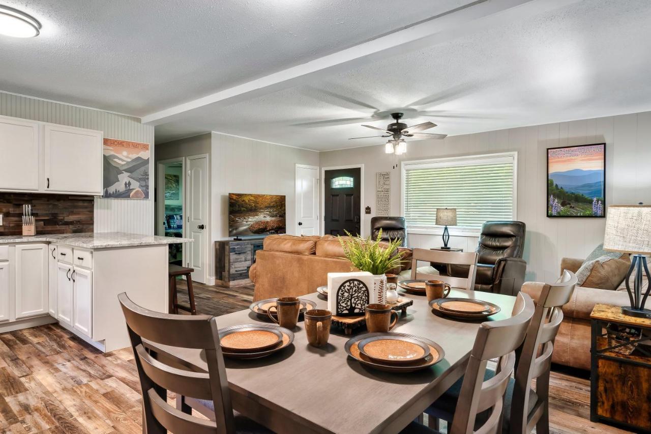 Modern Pigeon Forge Gem Near Dollywood, Gatlinburg & Smokies - 2 Mins To Pkwy & Strip, Hot Tub, Fire Pit, Cable, Hi-Speed Wifi Villa Kültér fotó